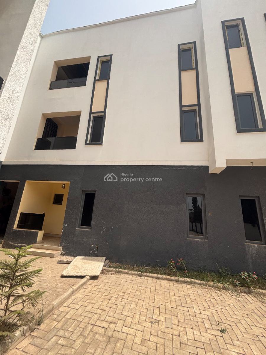 Luxury 3-bedroom Apartment in Jahi, Close to Next Cash and Carry Jahi, Jahi, Abuja, Block of Flats for Sale
