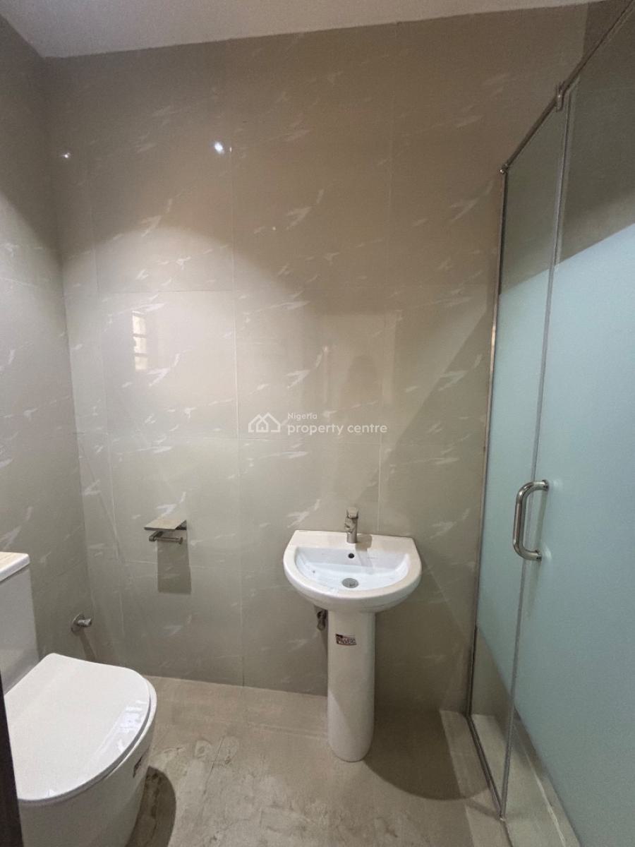 Luxury 3-bedroom Apartment in Jahi, Close to Next Cash and Carry Jahi, Jahi, Abuja, Block of Flats for Sale