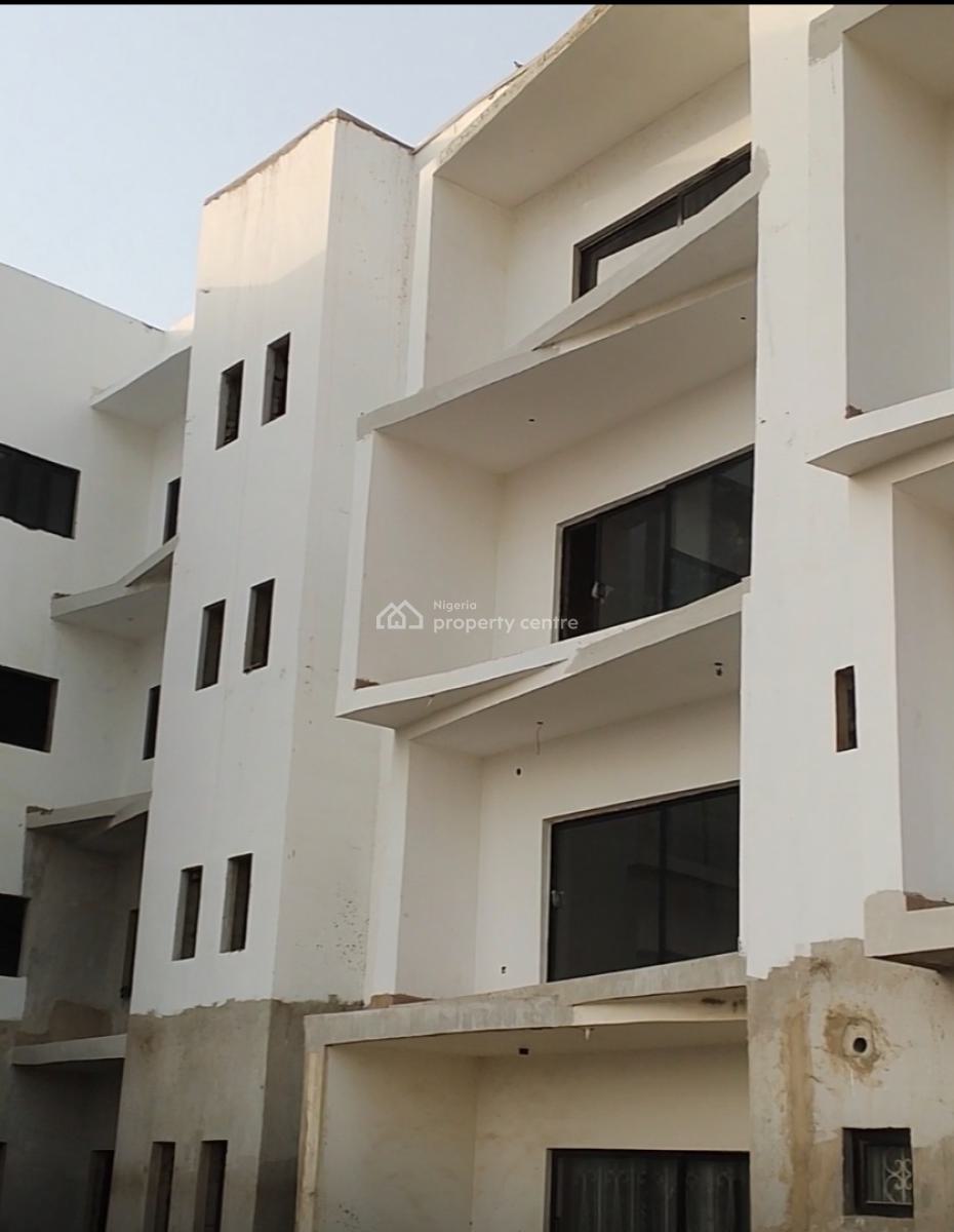 Luxury 3 Bedroom Terrace Duplex Carcars in a Cozy  Zone, 19 Aldukareem B.bankole Crescent, Jahi, Abuja, Terraced Duplex for Sale