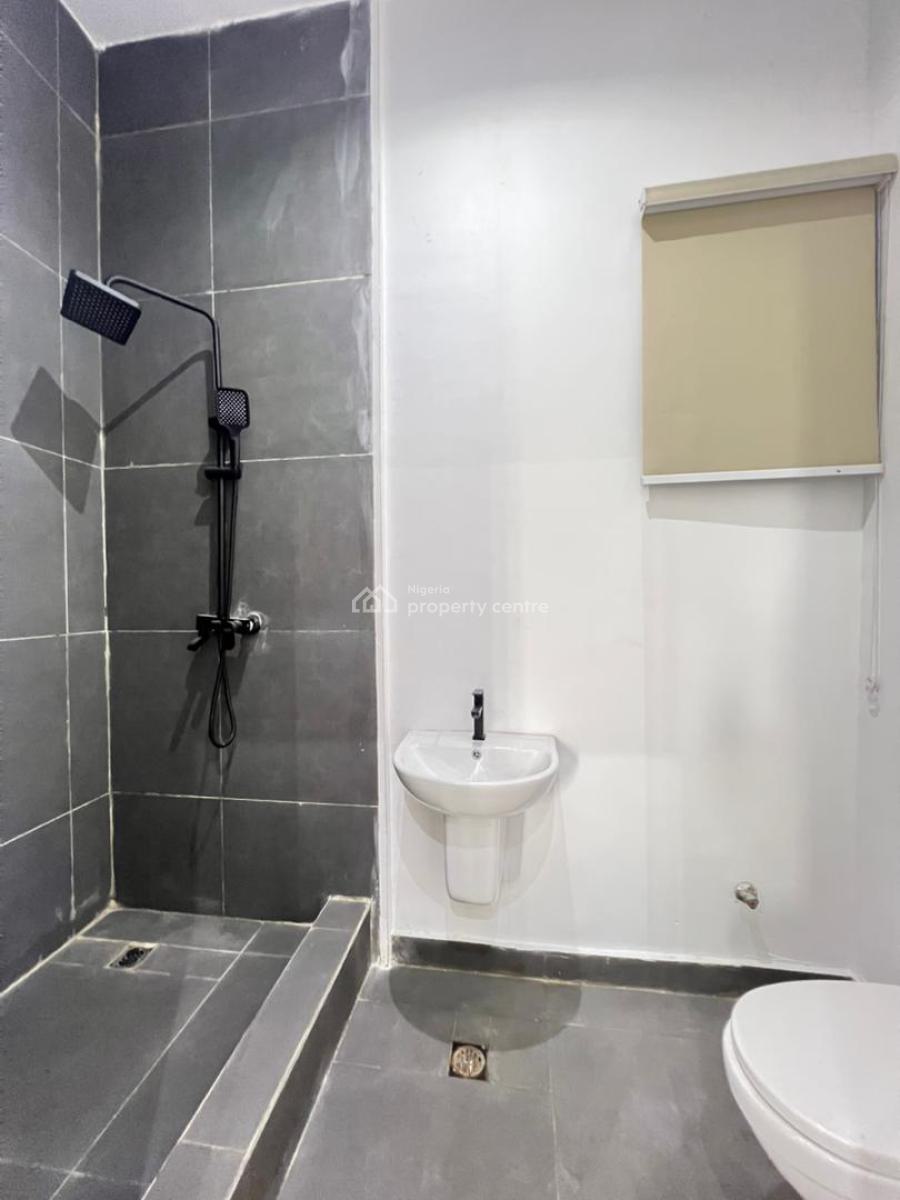 Solid 2 Bedroom Apartment with an Elevator and Swimming Pool, Ikate Lagos, Lekki, Lagos, Block of Flats for Sale