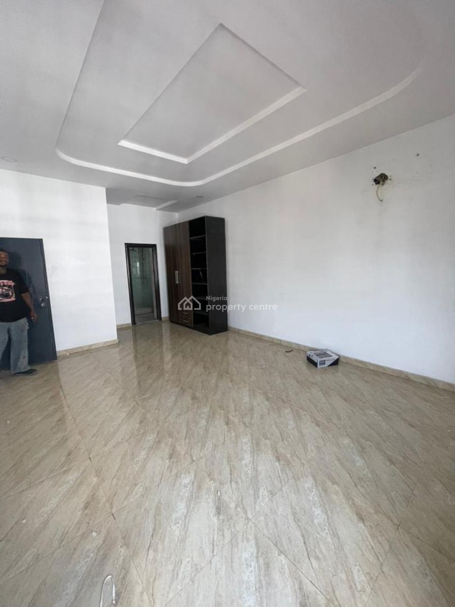Very Spacious Master Bedroom, Ikota Villa Estate Ikota Lekki Lagos, Ikota, Lekki, Lagos, Self Contain (single Rooms) for Rent