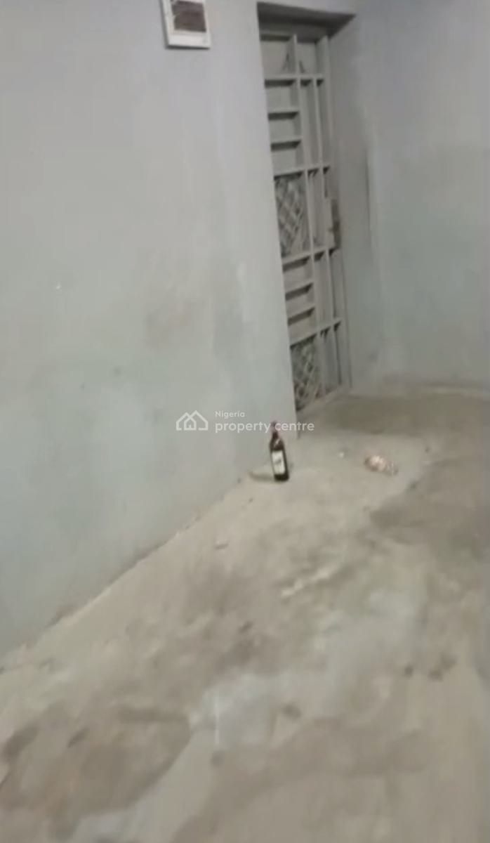 Mini Warehouse Pay and Move in Immediately, Off Babs Animashuan, Bode Thomas, Surulere, Lagos, Warehouse for Rent