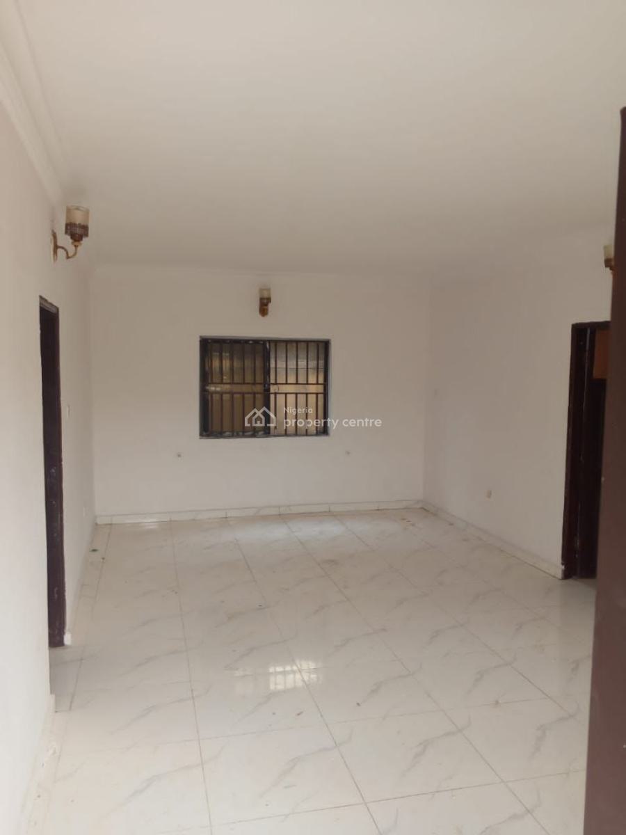 Clean and Spacious 3bedroom Flat, Just 2 Tenant in The Compound, with, Addo Road Ajah, Ajah, Lagos, Flat / Apartment for Rent