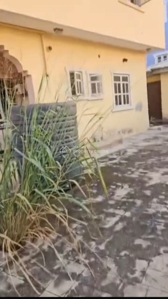 a Well Maintained and Built Spacious 5-bedroom Duplex, Elepe Royal Estate, Ikorodu, Lagos, Detached Duplex for Sale