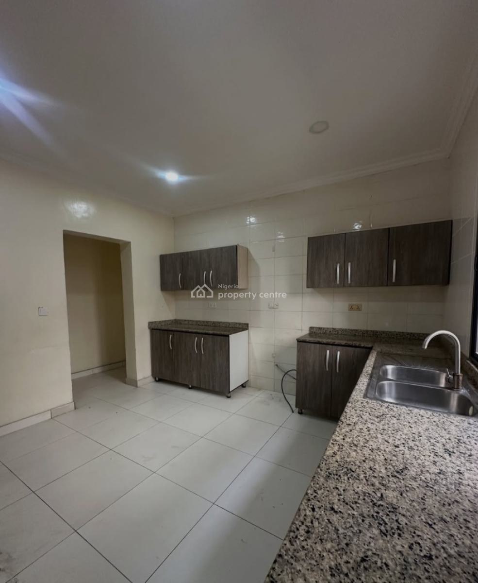 Self-serviced 2 Bedroom En-suite Flat with Fitted Kitchen Cabinets/pan, Oniru, Victoria Island (vi), Lagos, Flat / Apartment for Rent