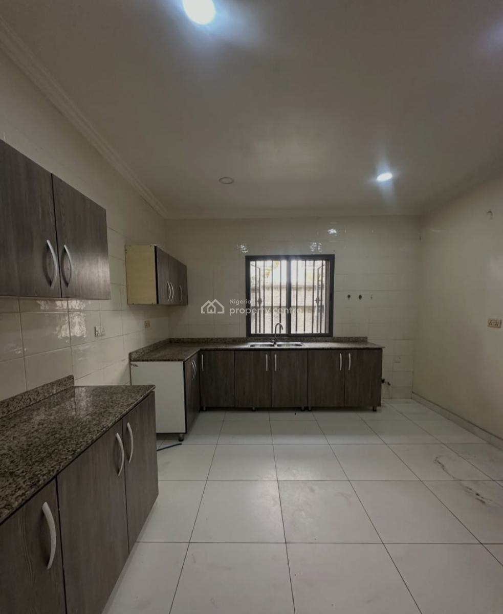 Self-serviced 2 Bedroom En-suite Flat with Fitted Kitchen Cabinets/pan, Oniru, Victoria Island (vi), Lagos, Flat / Apartment for Rent