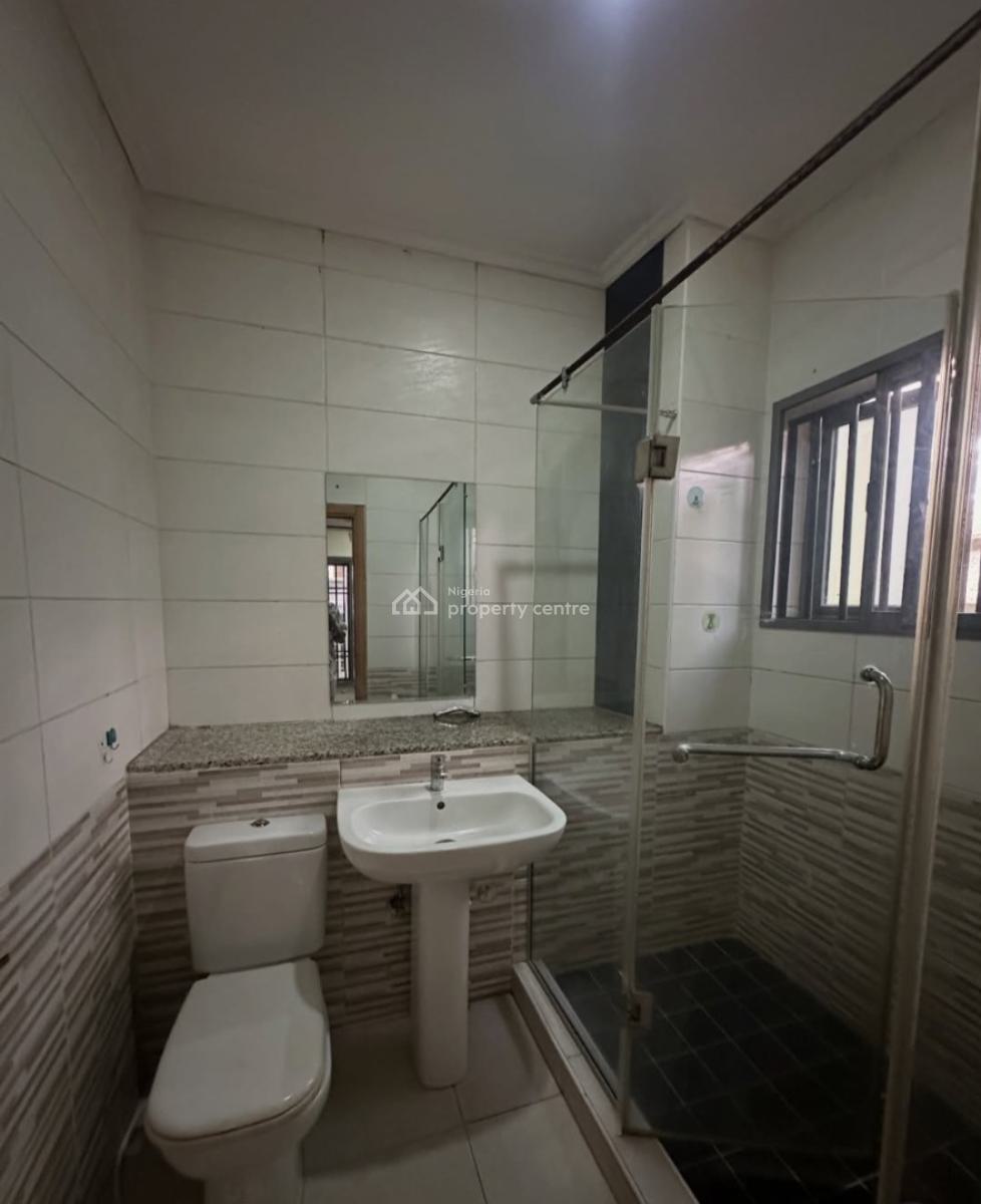 Self-serviced 2 Bedroom En-suite Flat with Fitted Kitchen Cabinets/pan, Oniru, Victoria Island (vi), Lagos, Flat / Apartment for Rent