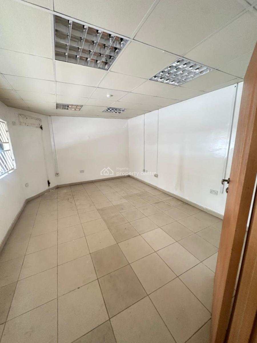 100 Sqm Open Plan Office Space on The Ground Floor at Victoria Island, Close to Eko Hotel and Suites Victoria Island, Victoria Island (vi), Lagos, Office Space for Rent