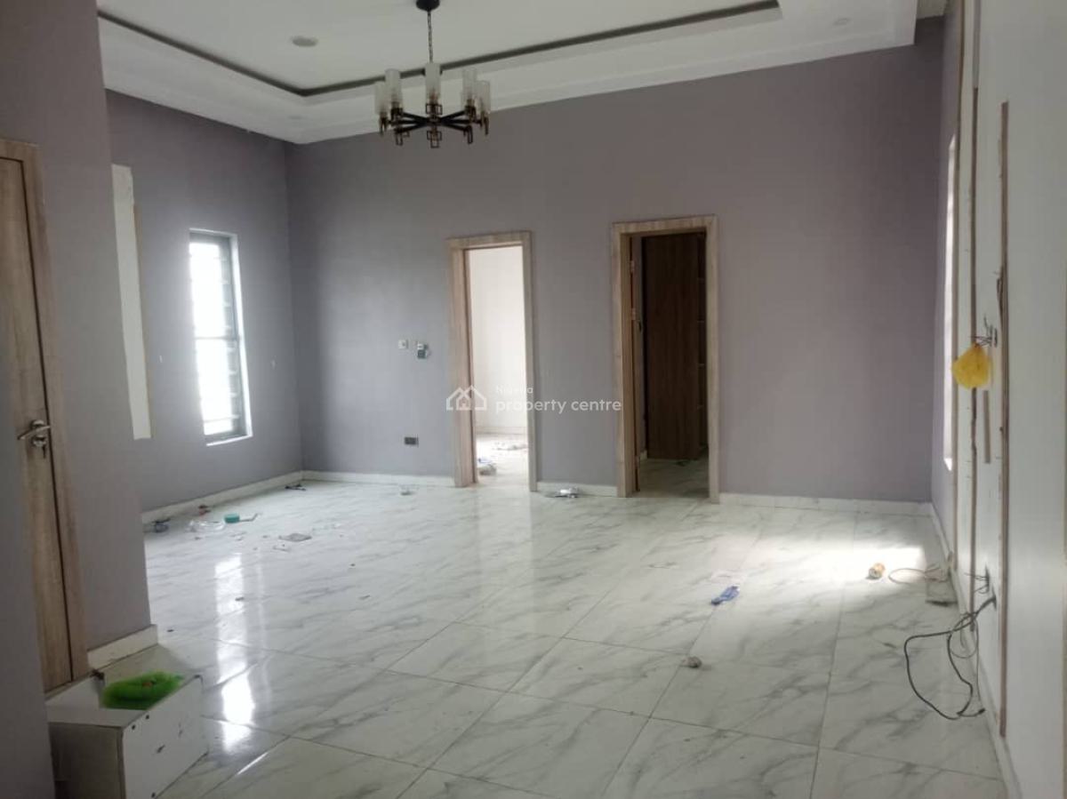 Well Maintained 2 Bedroom Apartment, Chevron, Lekki Expressway, Lekki, Lagos, Flat / Apartment for Rent