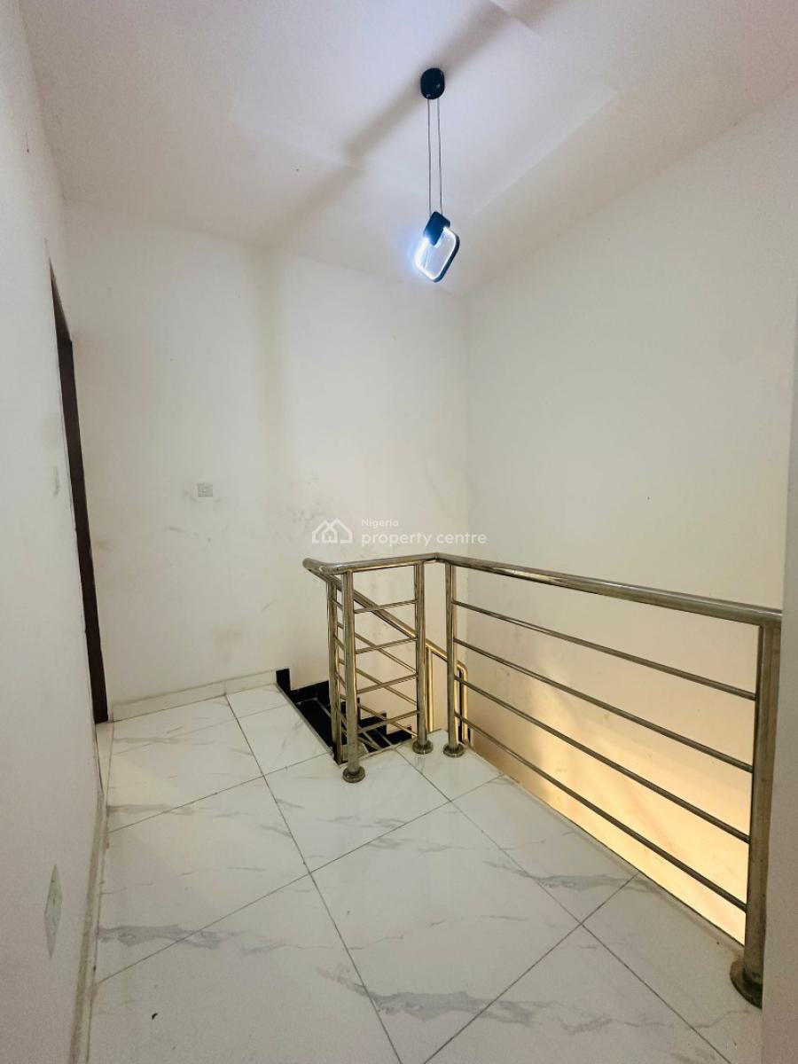 Standard 3 Bedroom Terrace Duplex, Ikota, Lekki, Lagos, Terraced Duplex for Sale