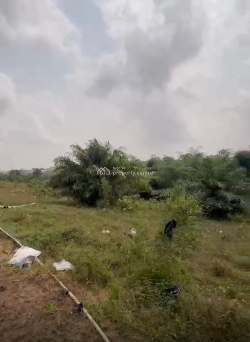 100,000sqm Land, Along Airport Road, Ogba Road, Benin, Oredo, Edo, Mixed-use Land for Sale