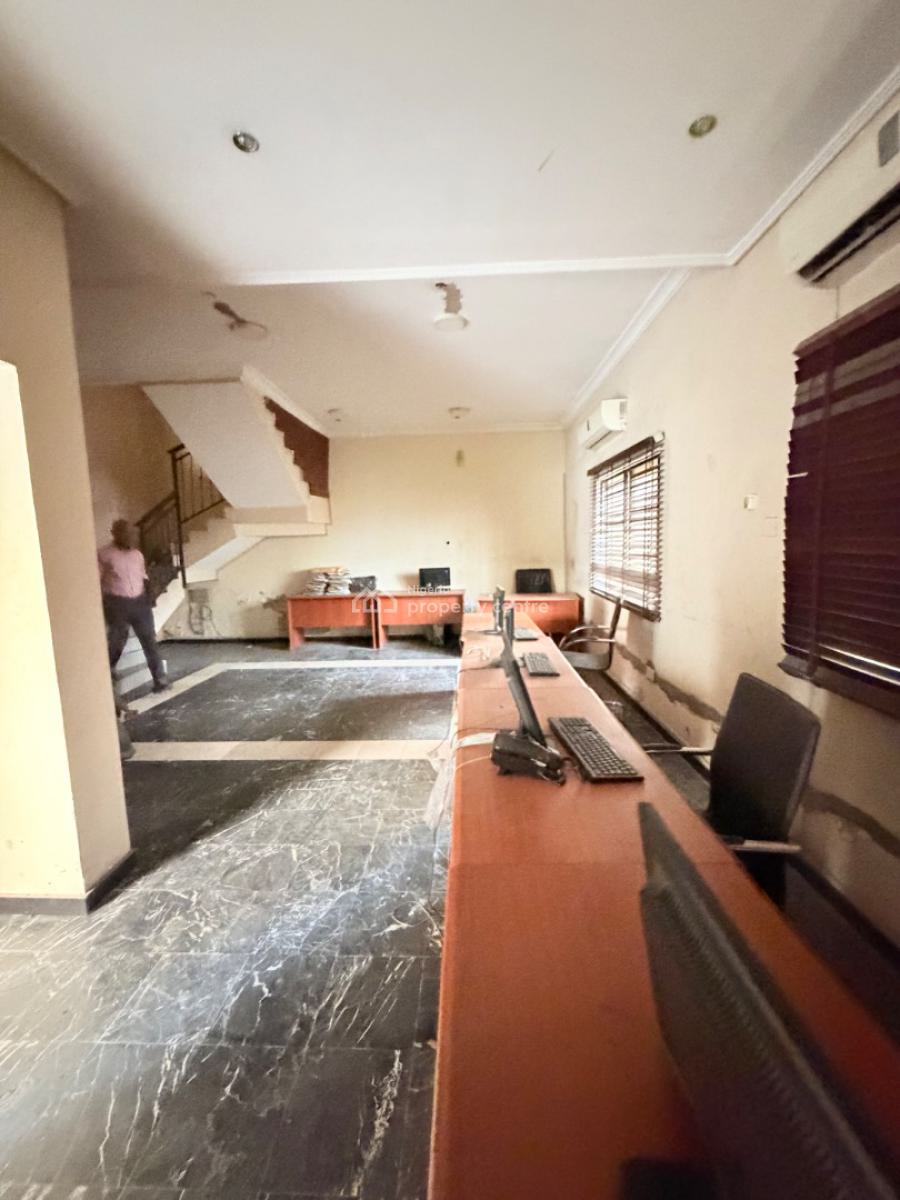Fairly Used 5 Bedroom Semi Detached Duplex, Ikeja Gra, Ikeja, Lagos, Semi-detached Duplex for Sale
