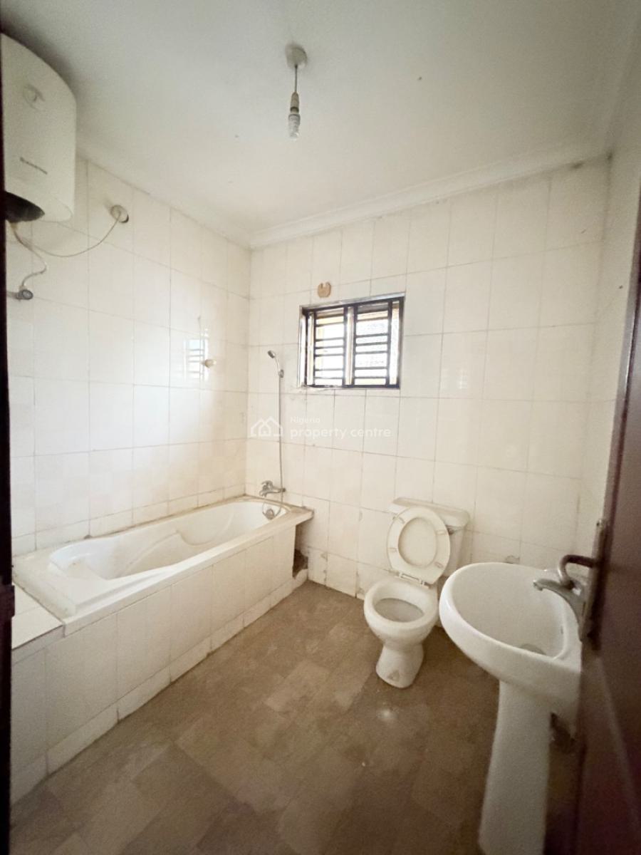 Fairly Used 5 Bedroom Semi Detached Duplex, Ikeja Gra, Ikeja, Lagos, Semi-detached Duplex for Sale