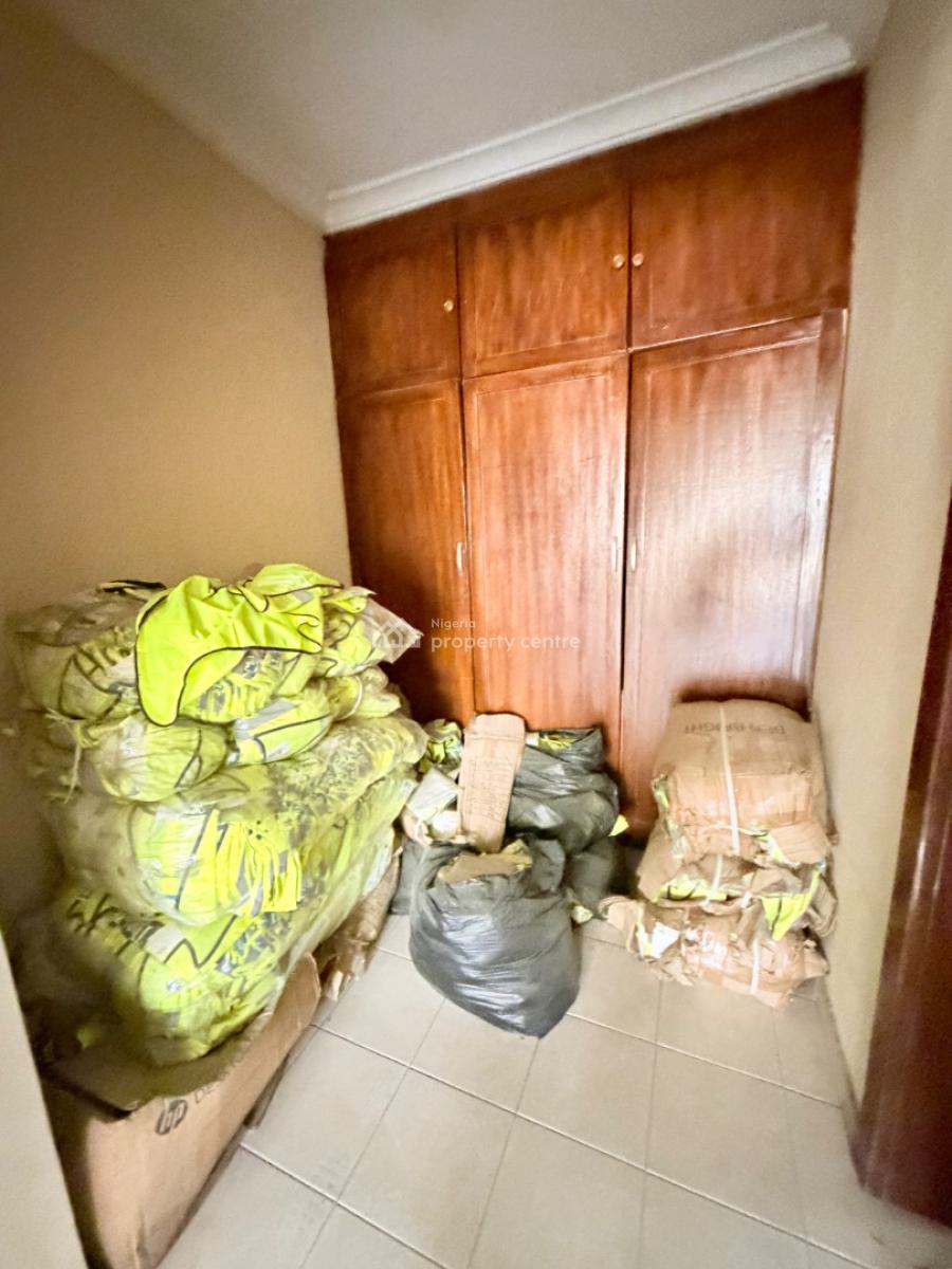 Fairly Used 5 Bedroom Semi Detached Duplex, Ikeja Gra, Ikeja, Lagos, Semi-detached Duplex for Sale