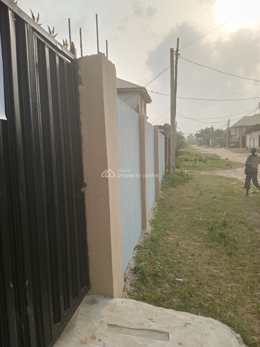 a Well Shaped Fully Fenced and Gated Plot, Osarentin Uwaifu Street, Awoyaya, Ibeju Lekki, Lagos, Mixed-use Land for Rent