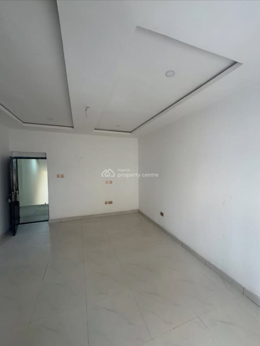 Prime Studio Apartment in New Gra, Off Abacha Road, Gra Phase 3, Port Harcourt, Rivers, Block of Flats for Sale