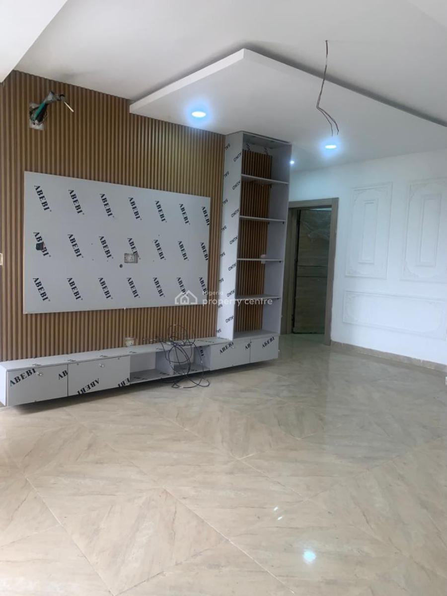 3-bedroom Apartment, Ologolo, Lekki, Lagos, Flat / Apartment for Rent