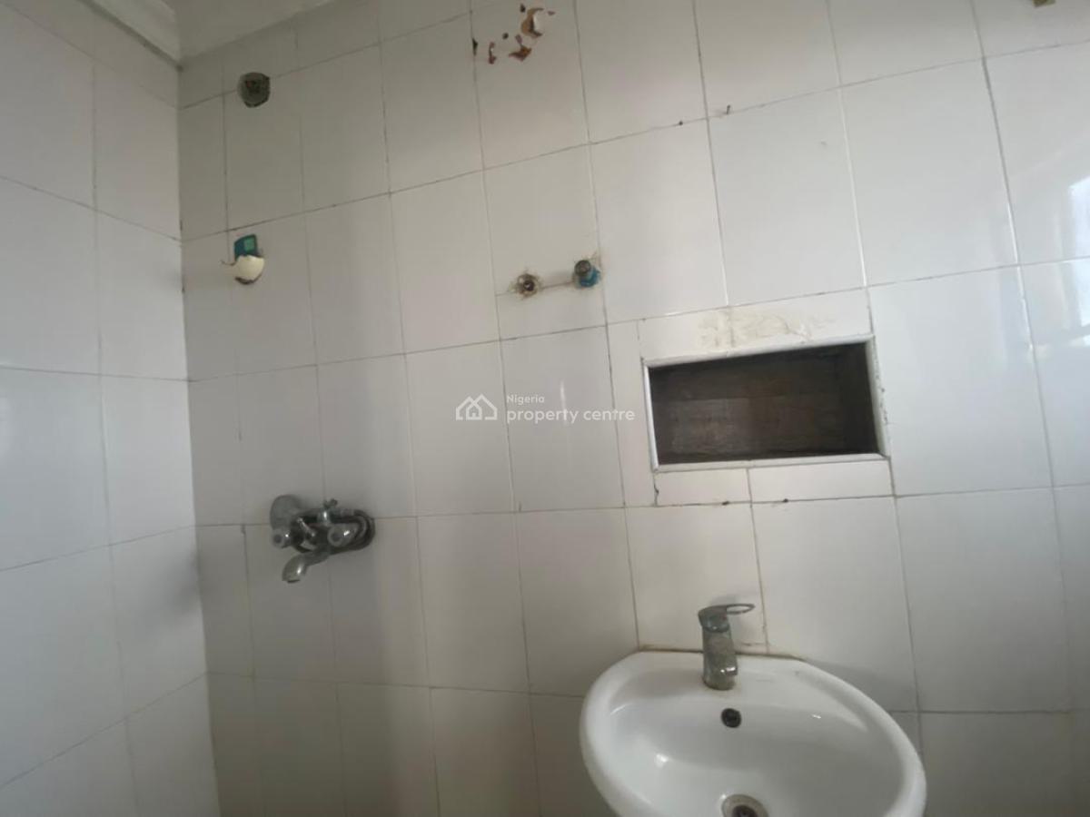 Partly Serviced 1 Bedroom Apartment, Off Freedom Way, Lekki Phase 1, Lekki, Lagos, Self Contain (single Rooms) for Rent