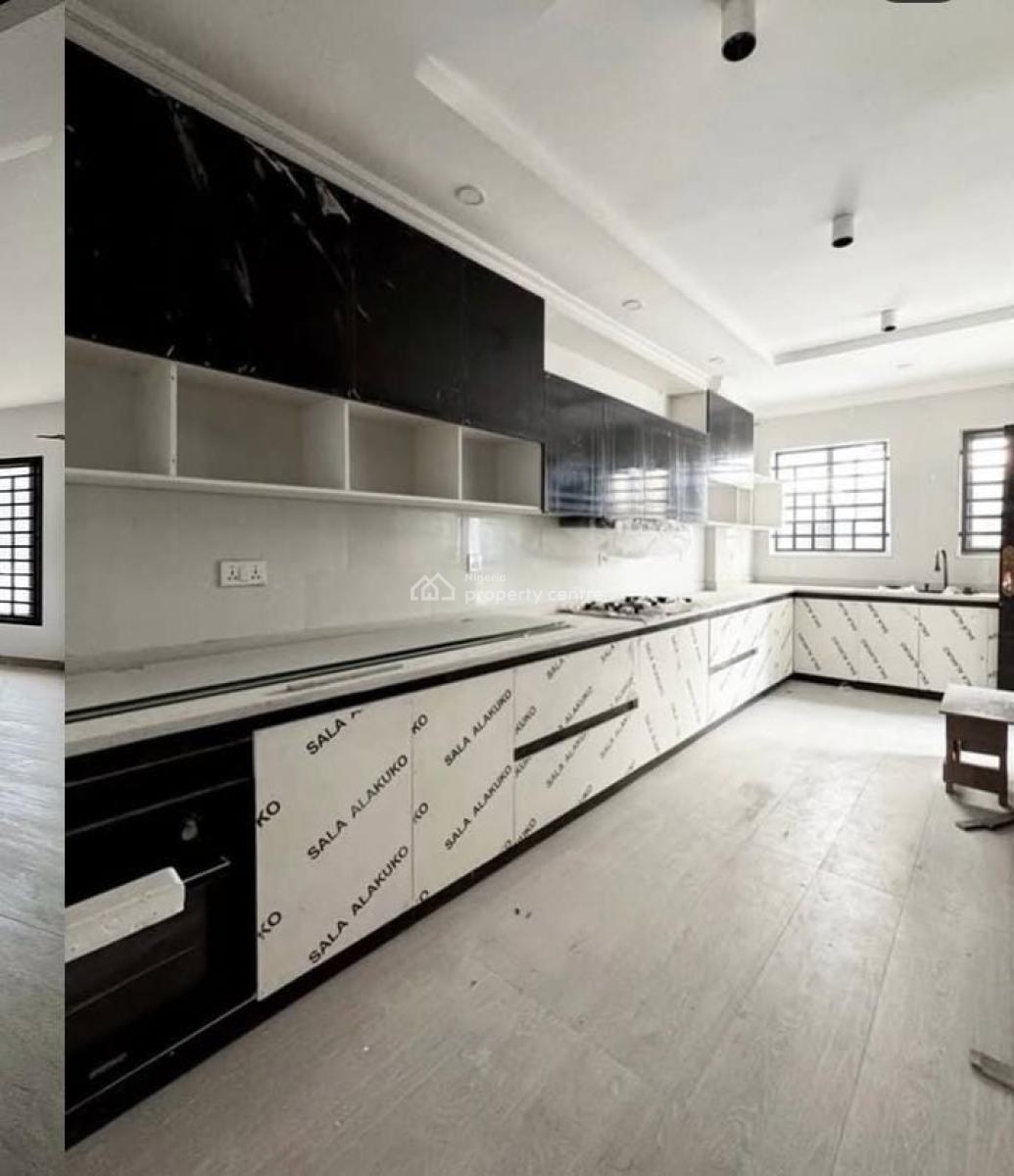 Fully Serviced Brand New 4 Bedroom Apartments, Off Admiralty Way, Lekki Phase 1, Lekki, Lagos, Flat / Apartment for Rent