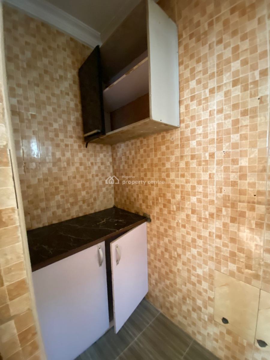 Luxury Mini Flat (room&parlour), Chevron Lekki , in a Wel Secured  Estate, Lekki, Lagos, Mini Flat (room and Parlour) for Rent