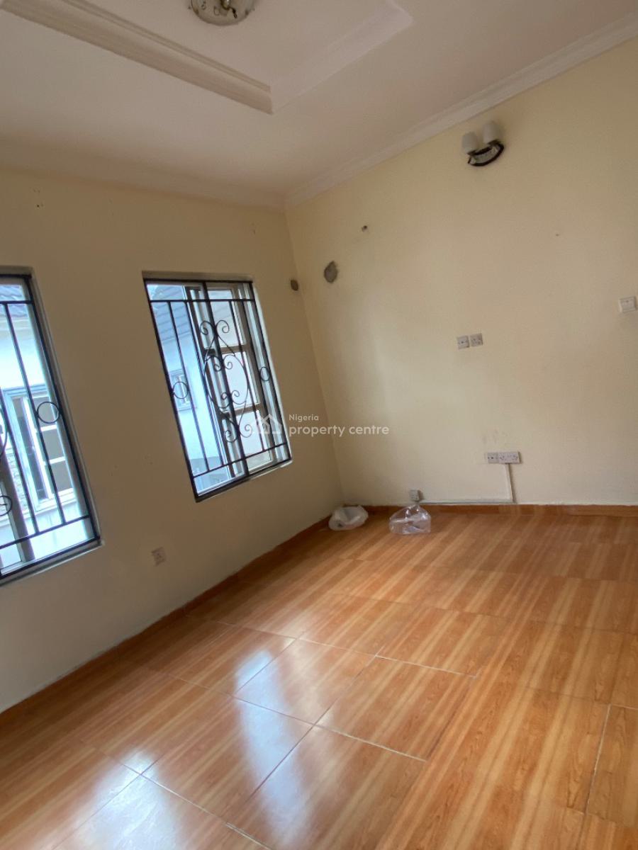 Luxury Mini Flat (room&parlour), Chevron Lekki , in a Wel Secured  Estate, Lekki, Lagos, Mini Flat (room and Parlour) for Rent