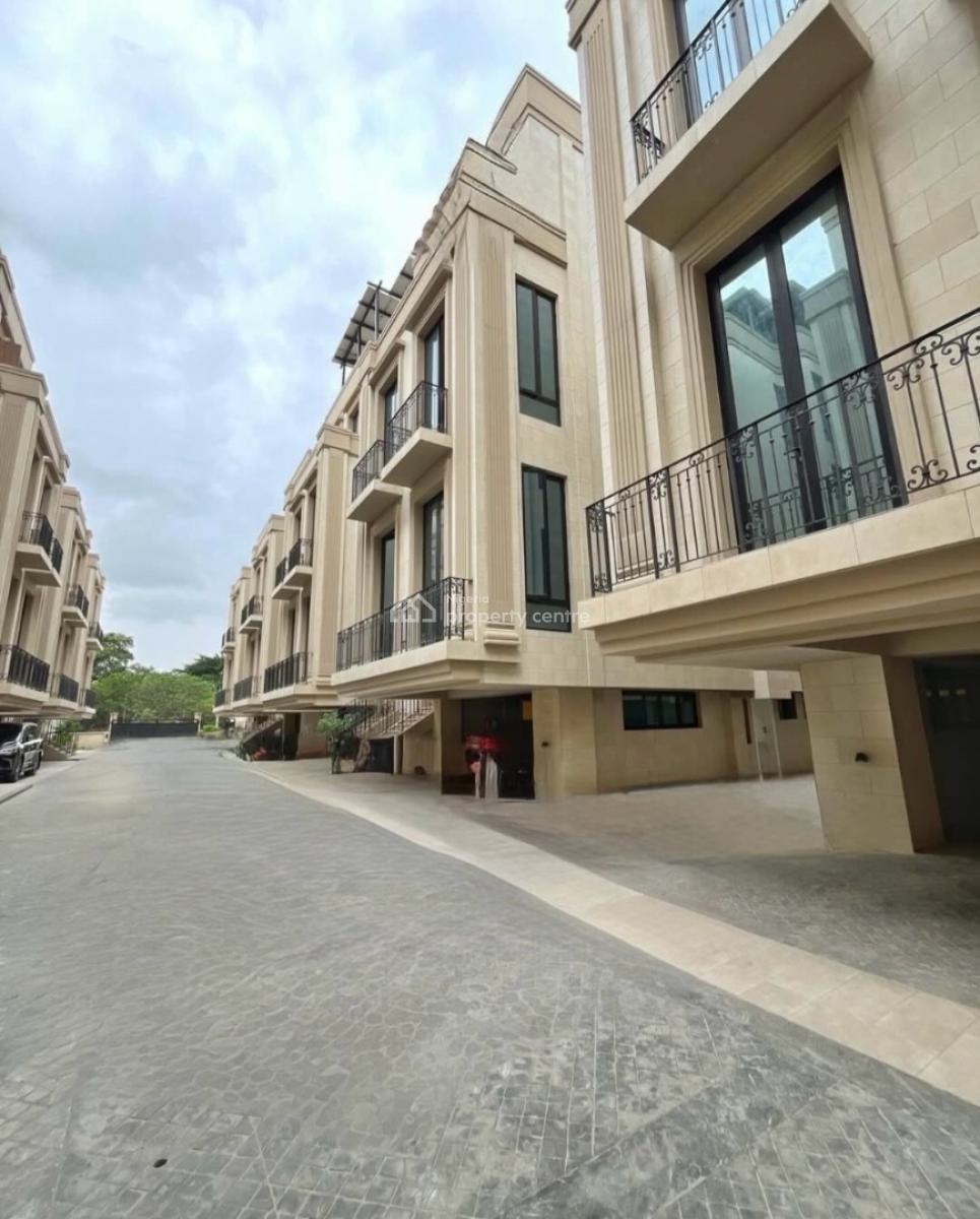Tastefully Finished 5 Bedroom En-suite Detached House in Communal Serv, Ikoyi, Lagos, Terraced Duplex for Rent