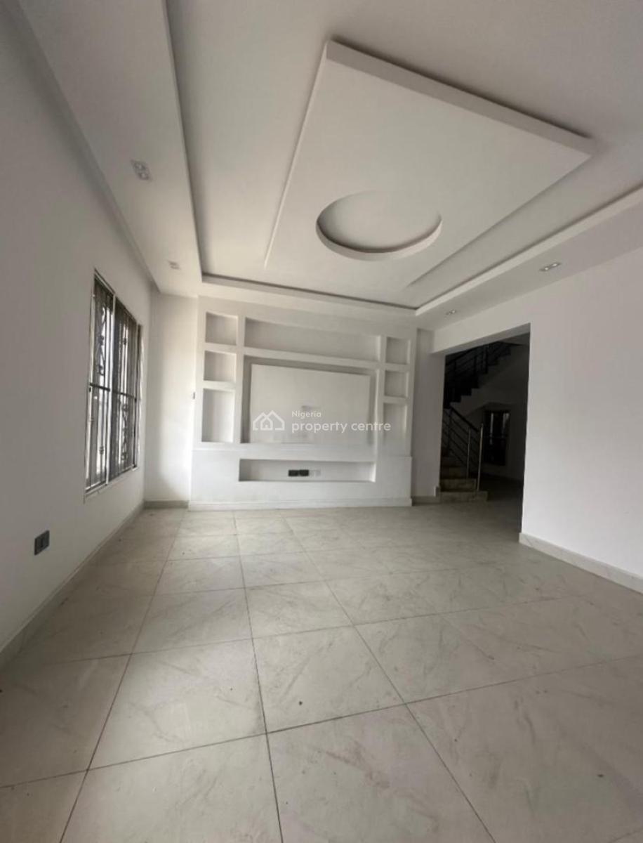 Elegantly Built 5 Bedroom Maisonette with Bq, Lekki Phase 1, Lekki, Lagos, House for Sale