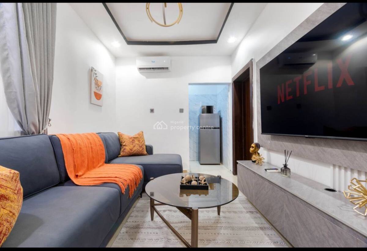 Luxury One Bedroom with Ps5, Lekki Phase 1, Lekki, Lagos, Flat / Apartment Short Let