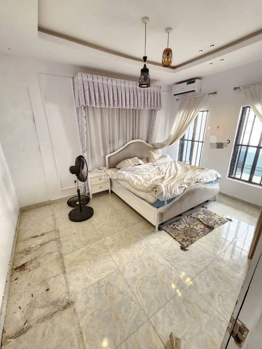 Clean 2bedroom Flat with Bq, The Property Located in a Good Neighborhood Close to Freedom Way, Ikate, Lekki, Lagos, Flat / Apartment for Rent