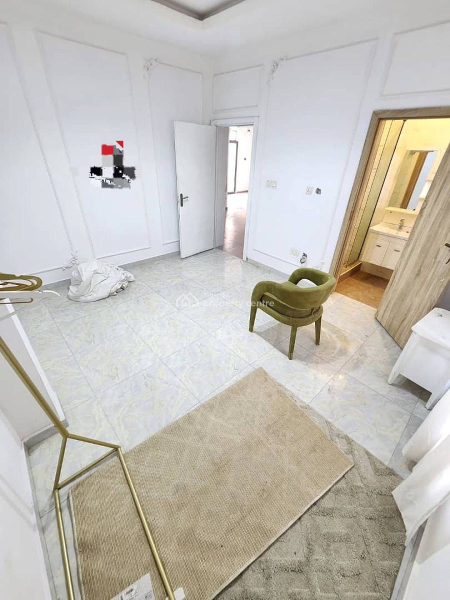 Clean 2bedroom Flat with Bq, The Property Located in a Good Neighborhood Close to Freedom Way, Ikate, Lekki, Lagos, Flat / Apartment for Rent