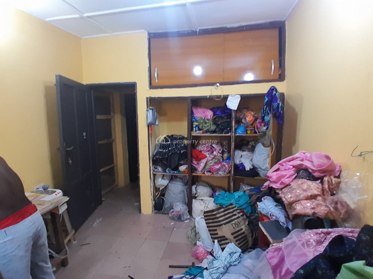 1 Bedroom Shared Apartment, Abraham Adesanyas Estate,  Ajah, Lekki, Lagos, Detached Bungalow for Rent