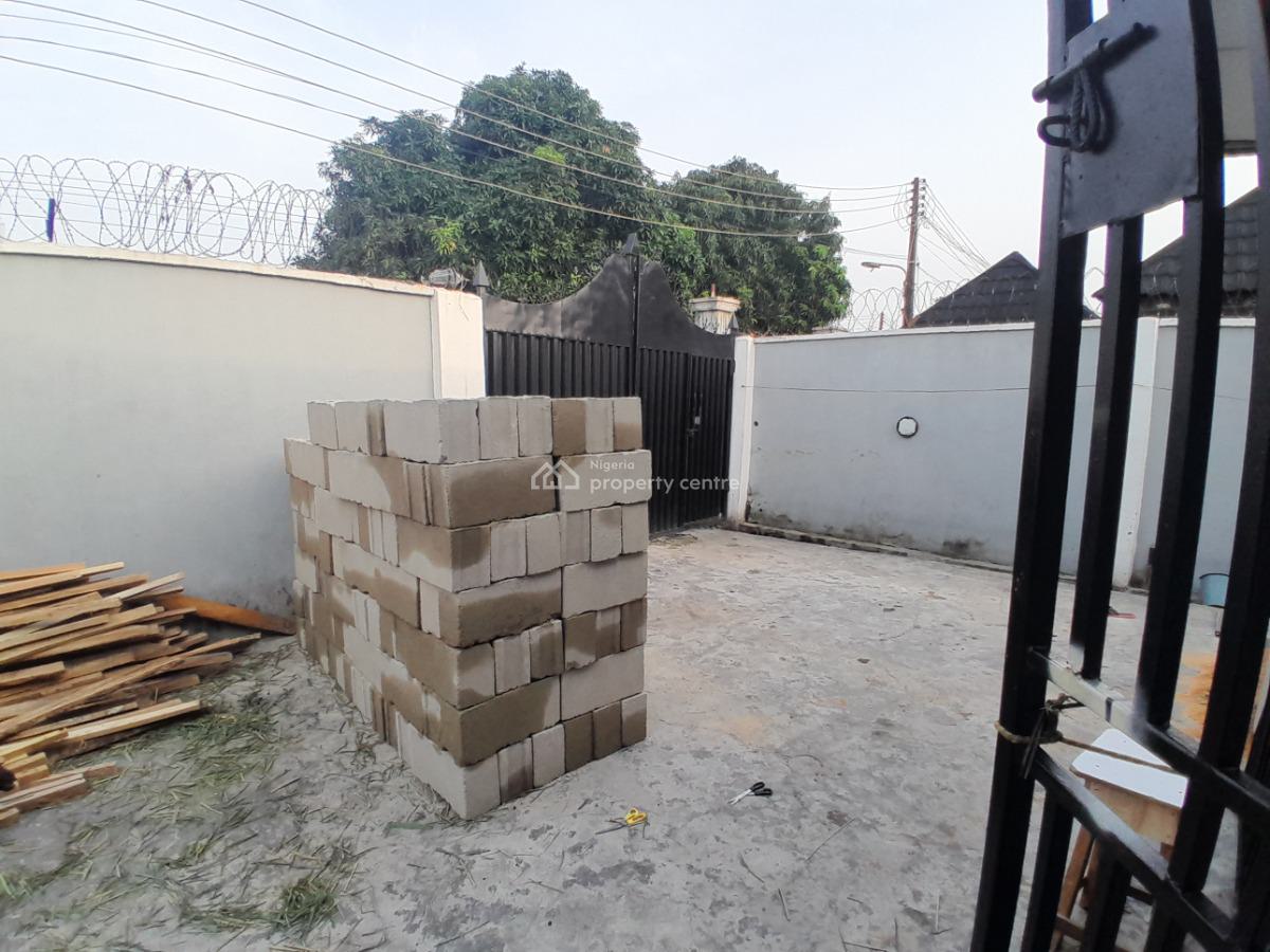 1 Bedroom Shared Apartment, Abraham Adesanyas Estate,  Ajah, Lekki, Lagos, Detached Bungalow for Rent