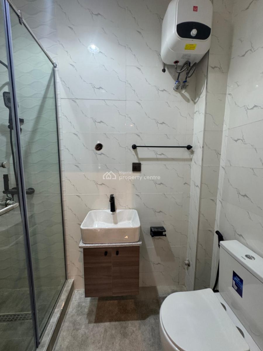 Neatly Finished 2 Bedroom Apartment with Spacious Ensuite Rooms, Ikate, Lekki, Lagos, Flat / Apartment for Sale
