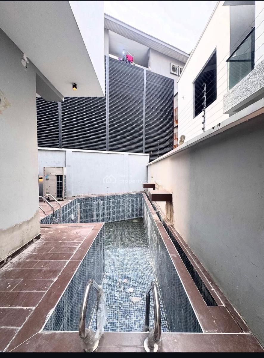5 Bedroom Luxurious House with a Pool and Bq, Old Ikoyi, Ikoyi, Lagos, Detached Duplex for Sale