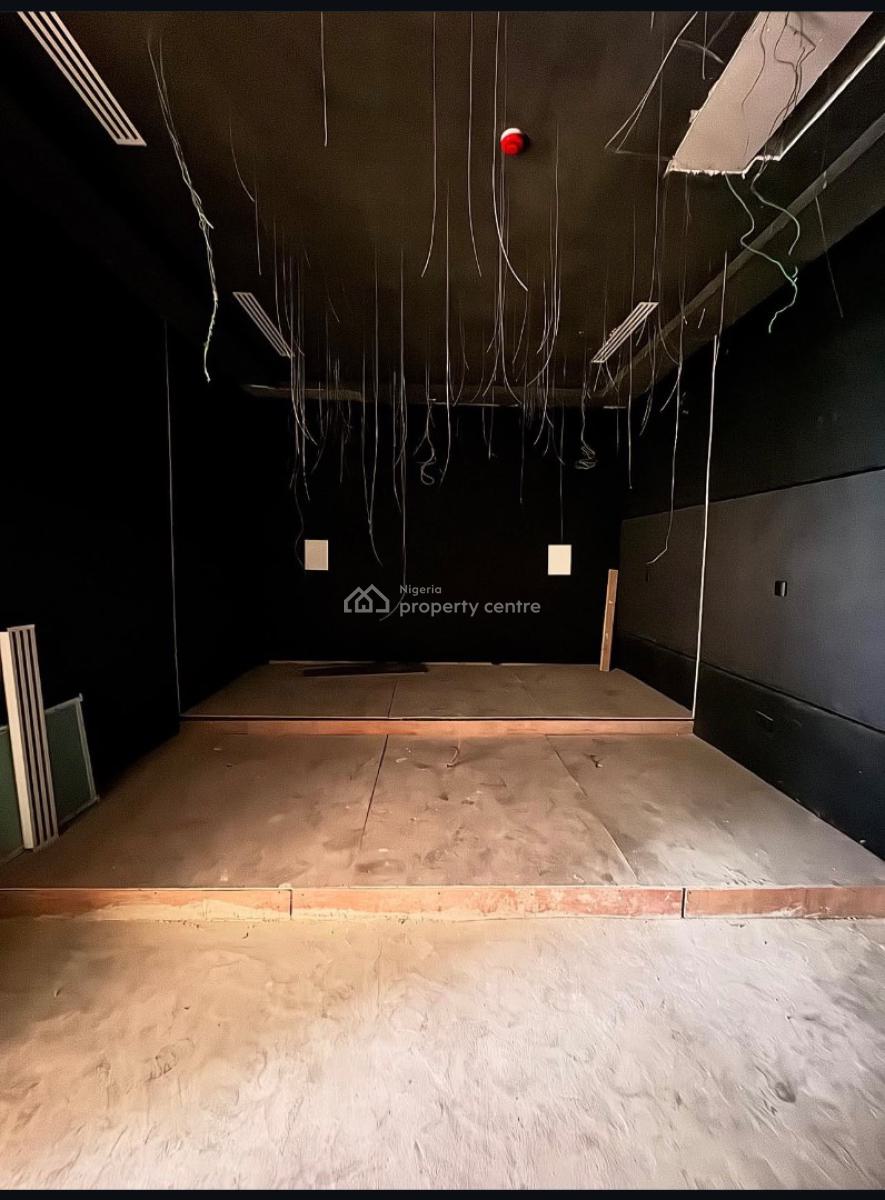 5 Bedroom Luxurious House with a Pool and Bq, Old Ikoyi, Ikoyi, Lagos, Detached Duplex for Sale