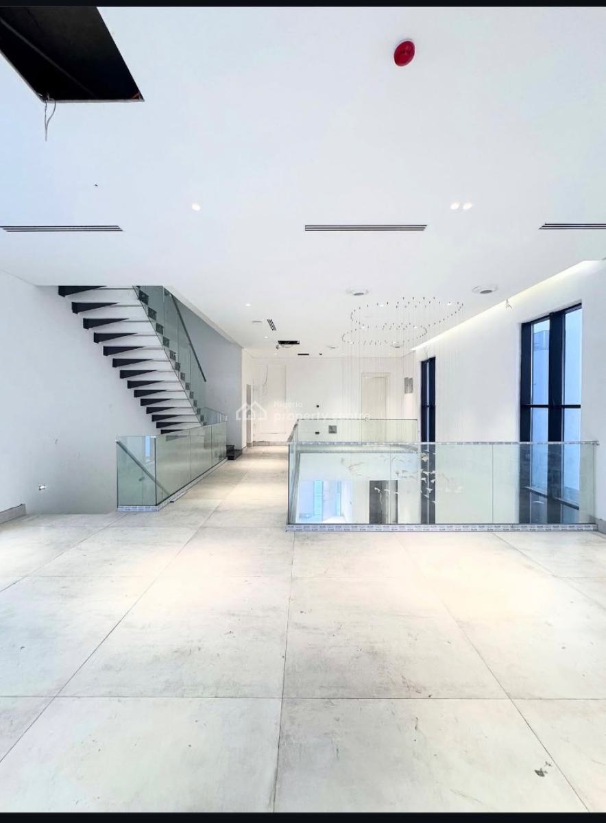 5 Bedroom Luxurious House with a Pool and Bq, Old Ikoyi, Ikoyi, Lagos, Detached Duplex for Sale