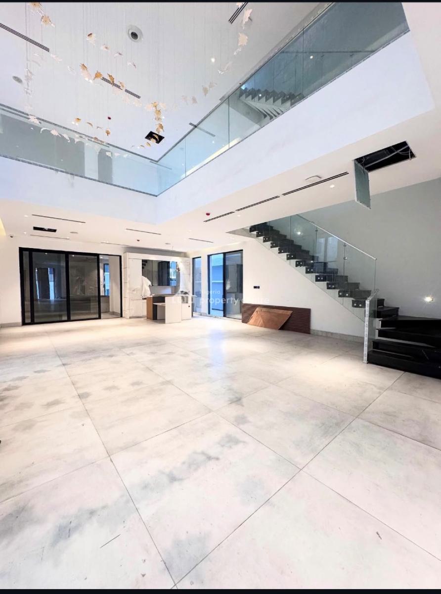 5 Bedroom Luxurious House with a Pool and Bq, Old Ikoyi, Ikoyi, Lagos, Detached Duplex for Sale