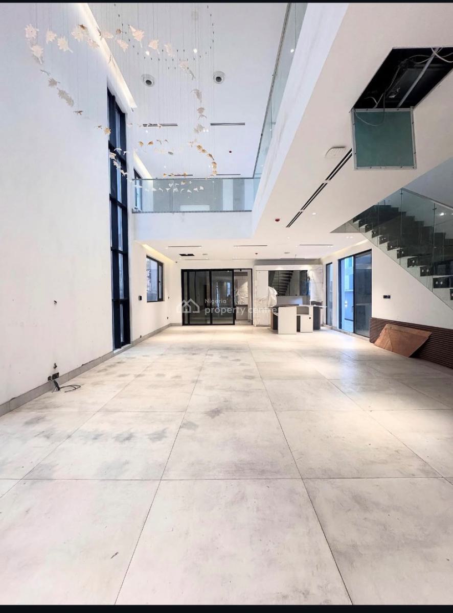 5 Bedroom Luxurious House with a Pool and Bq, Old Ikoyi, Ikoyi, Lagos, Detached Duplex for Sale