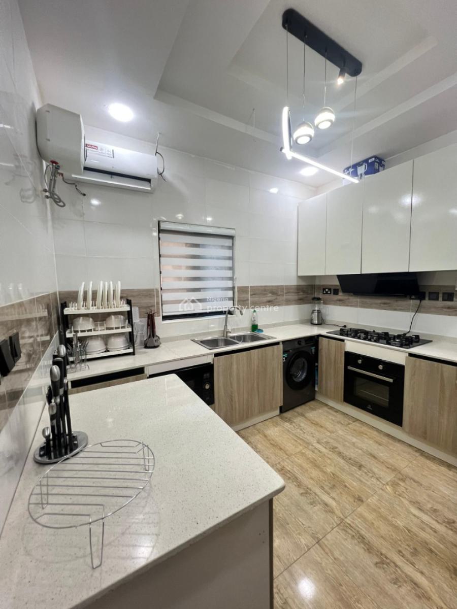 Luxury 4 Bedroom Duplex with Housekeeping and Gym, Wifi,parking Space,swimming Pool,24hrs Power Supply and Security, Ologolo, Lekki, Lagos, Flat / Apartment Short Let