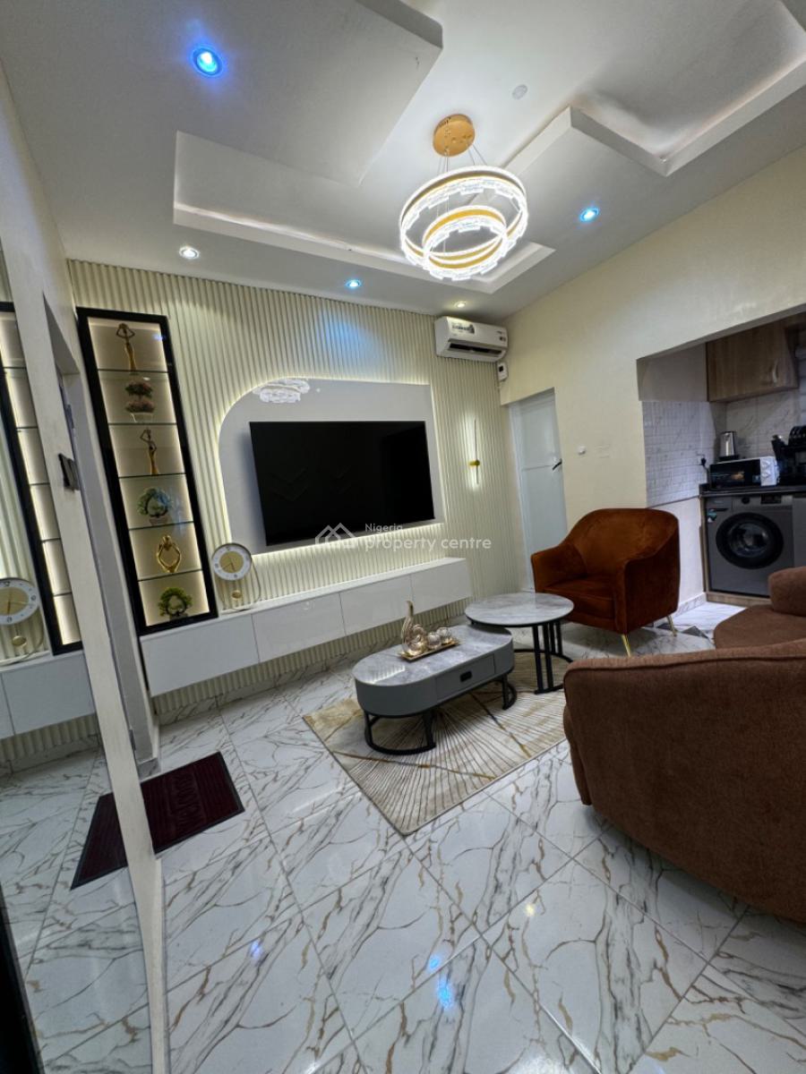 Exclusive One Bedroom Apartment, Yaba, Lagos, Mini Flat (room and Parlour) Short Let