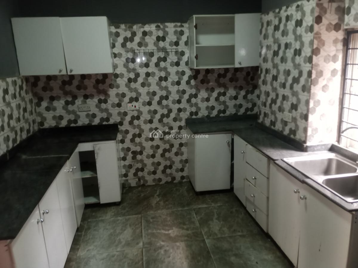 Nicely Maintained 4bedroom Terrace Duplex in a Very Accessible Place., Secured Place, Awoyaya, Ibeju Lekki, Lagos, Terraced Duplex for Rent