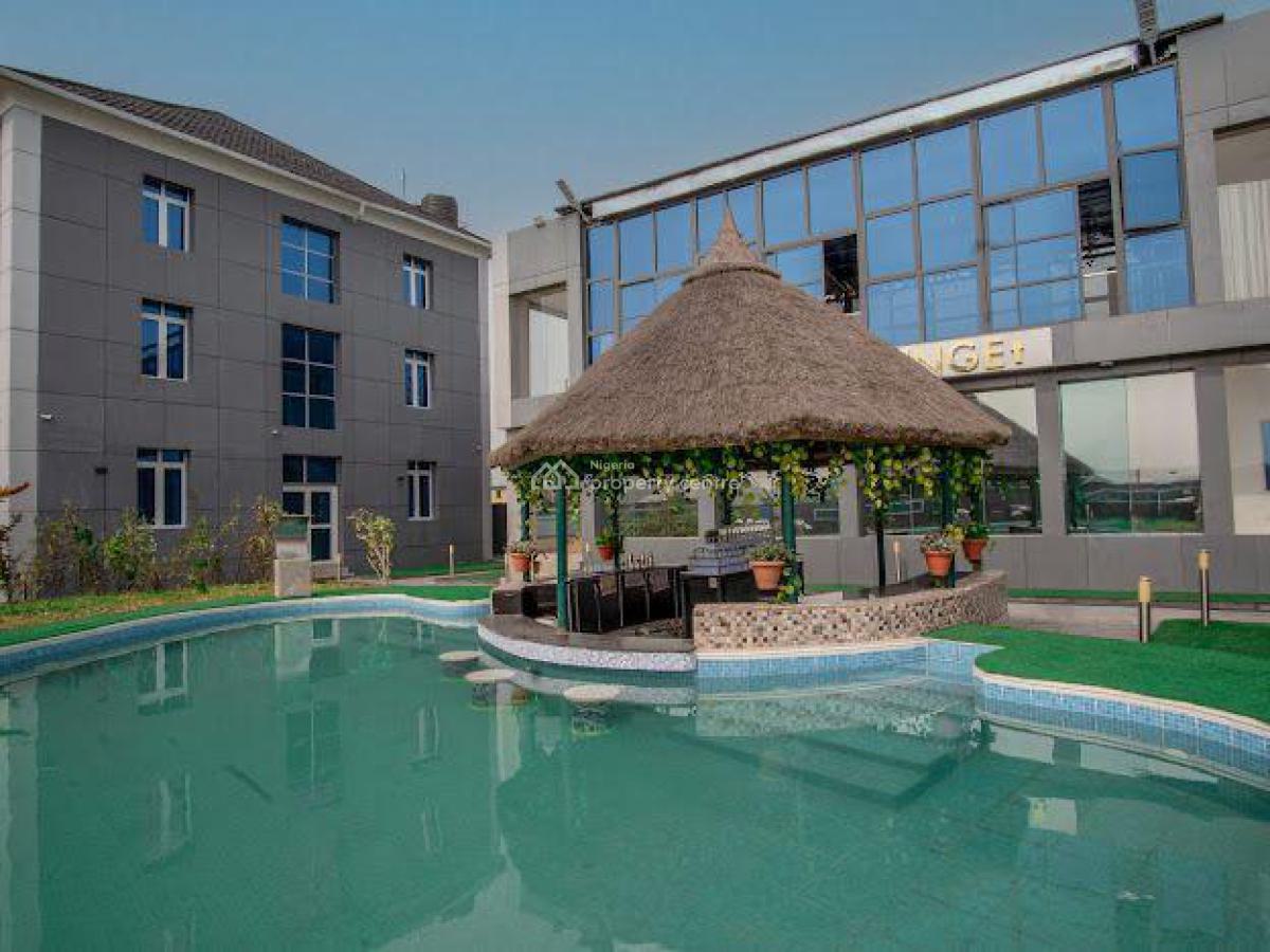 a Luxurious One Bedroom with Kitchenette, Nnpc, Fara Park, Sangotedo, Ajah, Lagos, Flat / Apartment Short Let