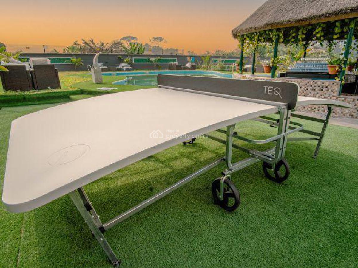 a Luxurious One Bedroom with Kitchenette, Nnpc, Fara Park, Sangotedo, Ajah, Lagos, Flat / Apartment Short Let