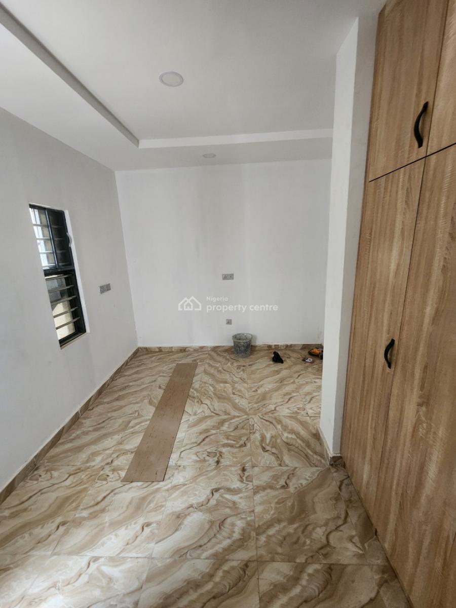 Luxury Two Bedroom Block of Flat, Dawaki District, Dawaki, Gwarinpa, Abuja, Flat / Apartment for Rent