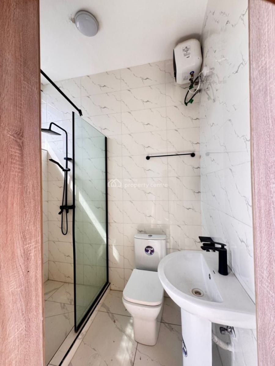 Exquisite 2 Bedroom Apartment, Ilasan, Lekki, Lagos, Flat / Apartment for Sale