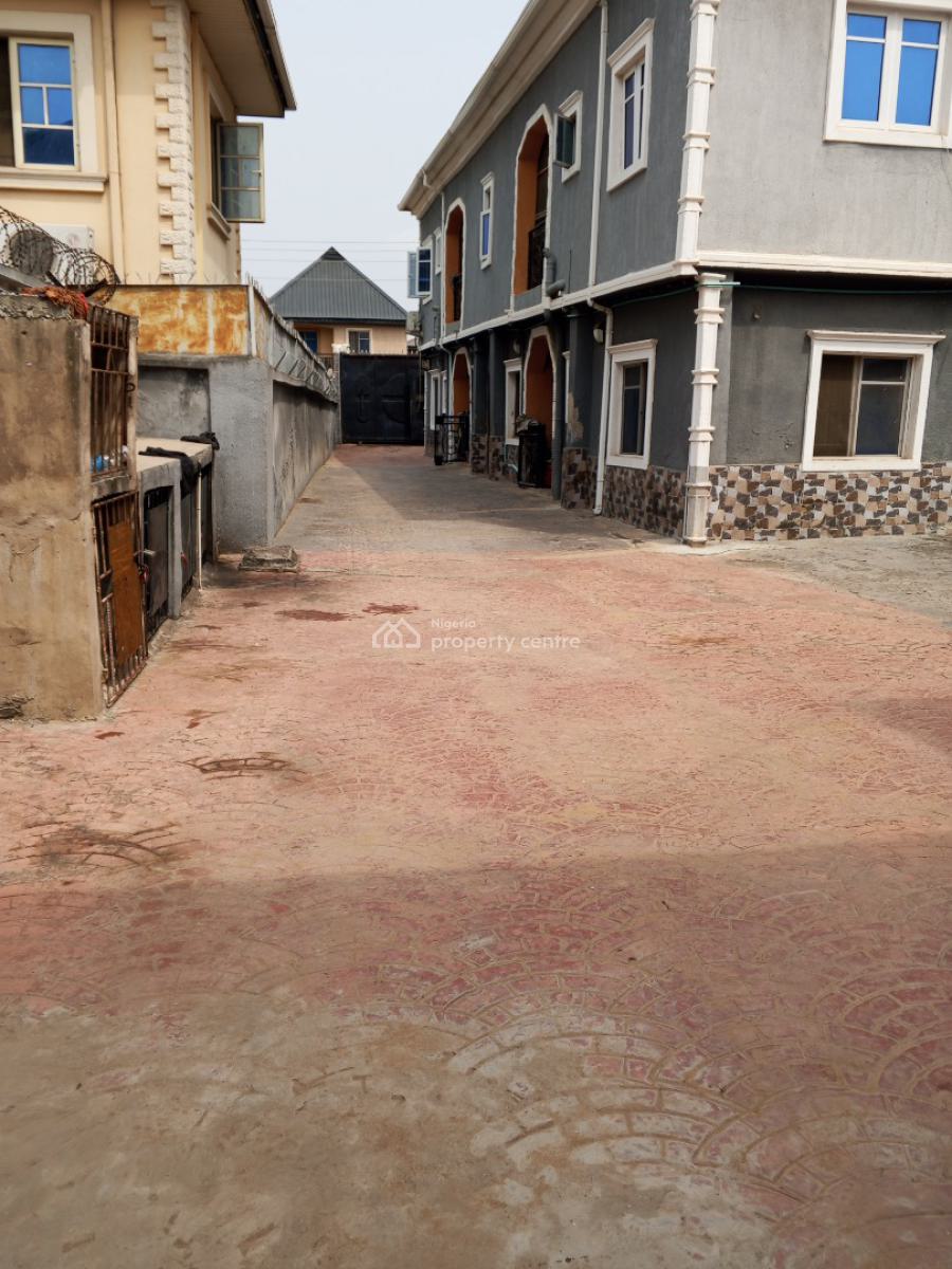Clean Mini Flat Upstairs, Tijani Salako Bucknor Estate, Isolo, Lagos, Mini Flat (room and Parlour) for Rent