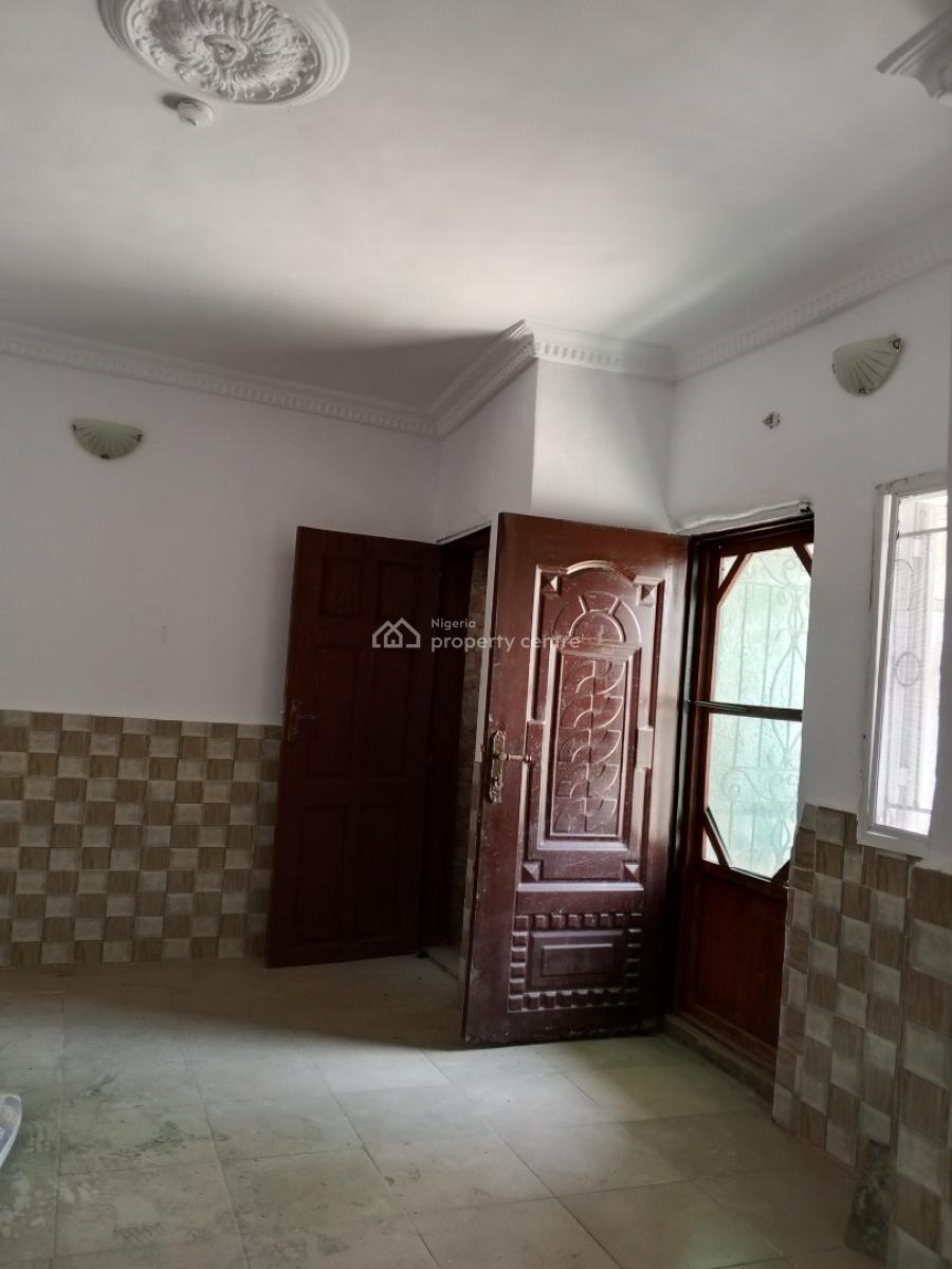 Clean Mini Flat, Tijani Salako Bucknor Estate, Isolo, Lagos, Mini Flat (room and Parlour) for Rent