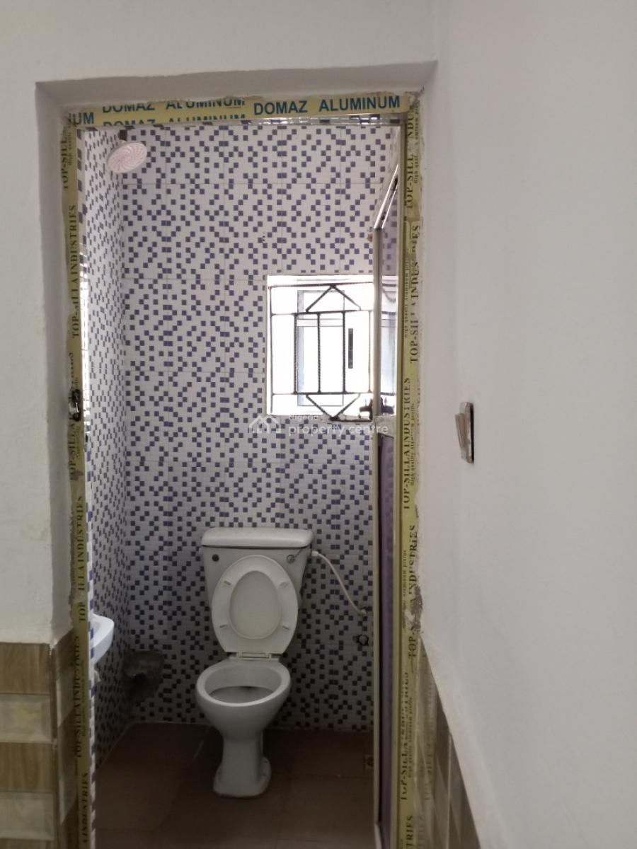 Clean Mini Flat, Tijani Salako Bucknor Estate, Isolo, Lagos, Mini Flat (room and Parlour) for Rent