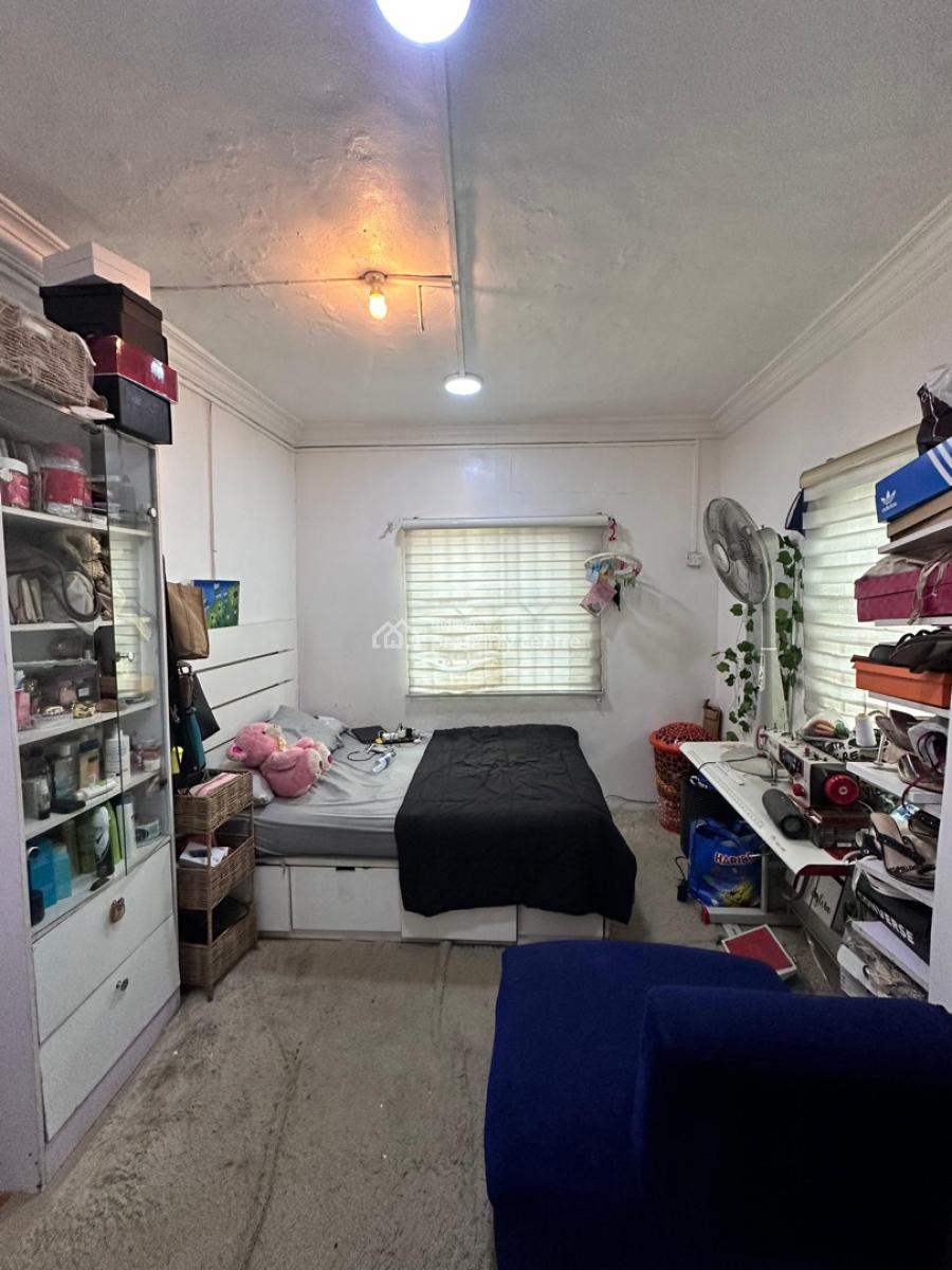 Super-clean and Serviced and Semi-furnished Mini Flat in Yaba, Yaba, Lagos, Mini Flat (room and Parlour) for Rent