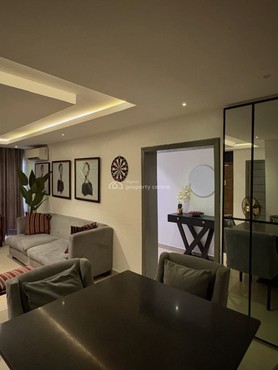 Scav  U3 X Spacious 3bedroom Apartment, Airport Road, Ikeja, Lagos, Flat / Apartment Short Let